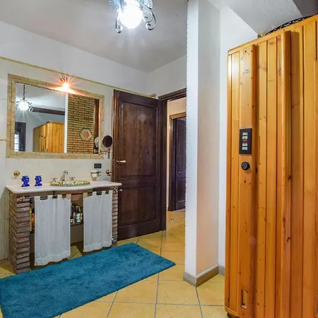 Holiday home Gorgeous In With Swimming Pool Gaggi